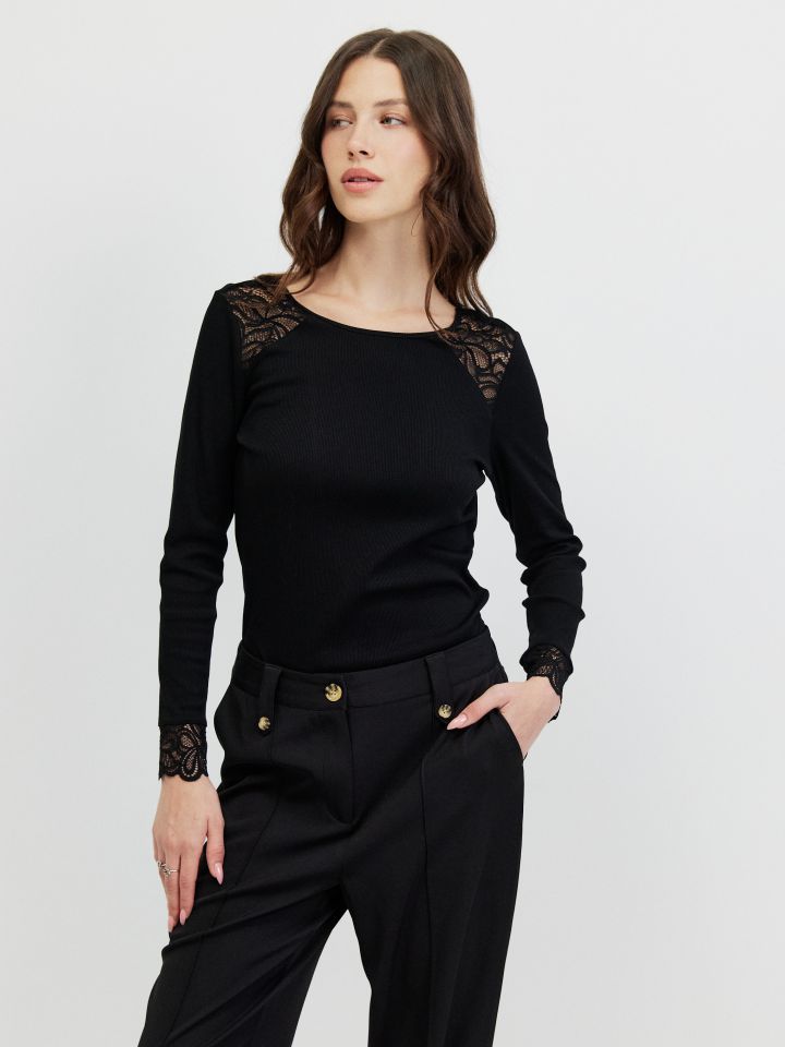 חולצה שילוב  תחרות בצבע שחור