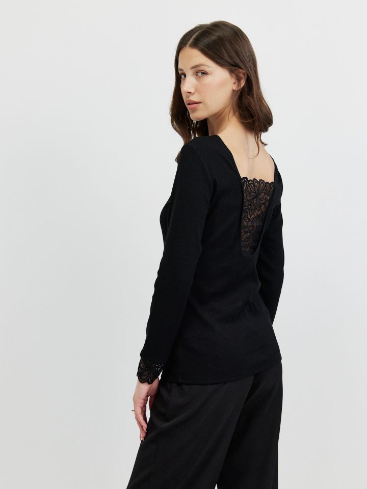 חולצה שילוב  תחרות בצבע שחור