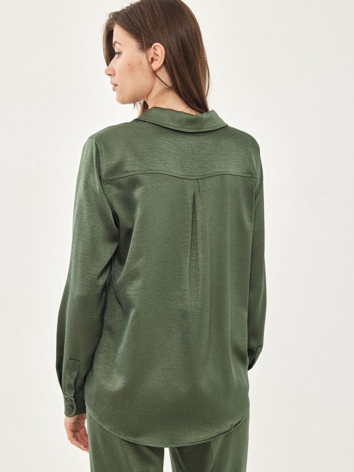 חולצה מכופתרת LIA בצבע ירוק