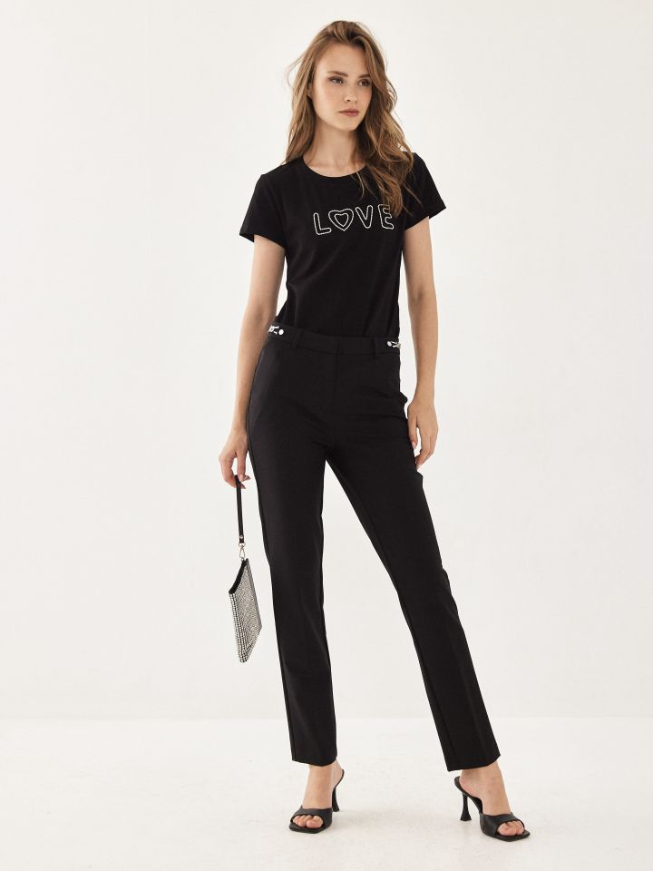 חולצה PROMO LOVE בצבע שחור