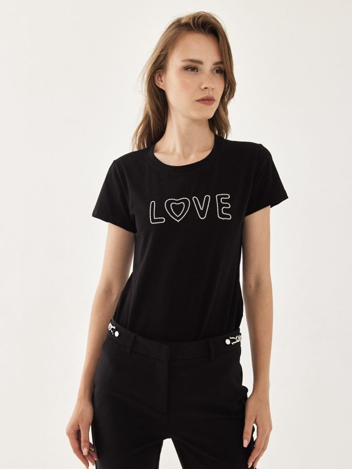 חולצה PROMO LOVE בצבע שחור