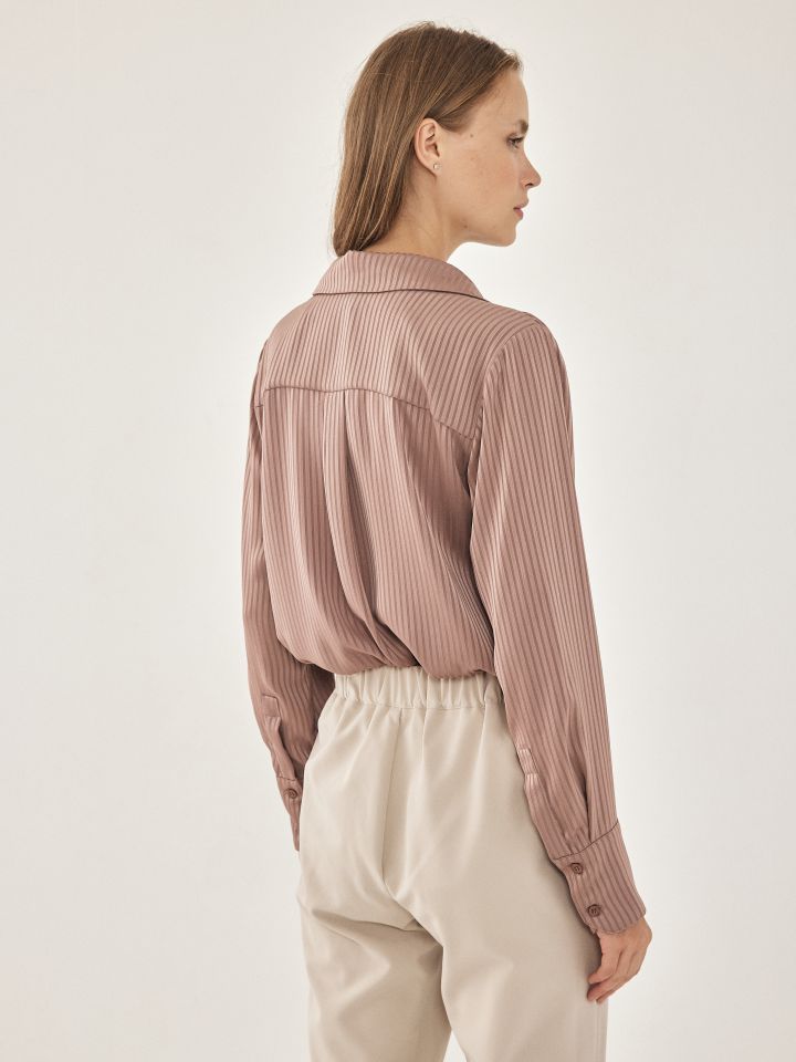 חולצה מכופתרת פסים שליצים בצבע חום בינוני