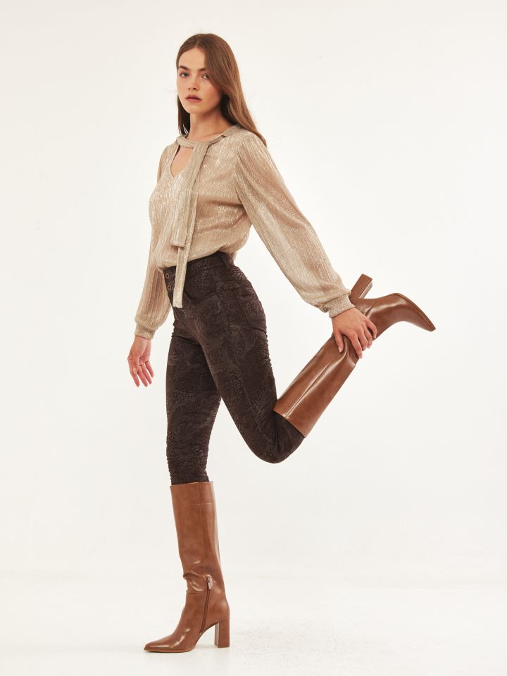 חולצה לורקס קשירה בצבע זהב