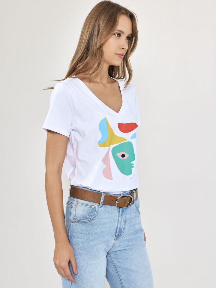 חולצה KOKETIT V בצבע לבן