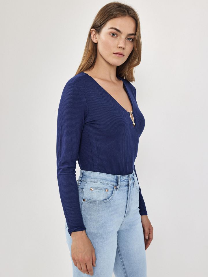 חולצה ריב פתח אבזם בצבע נייבי