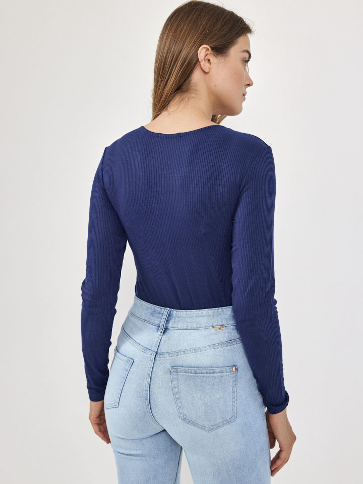 חולצה ריב פתח אבזם בצבע נייבי