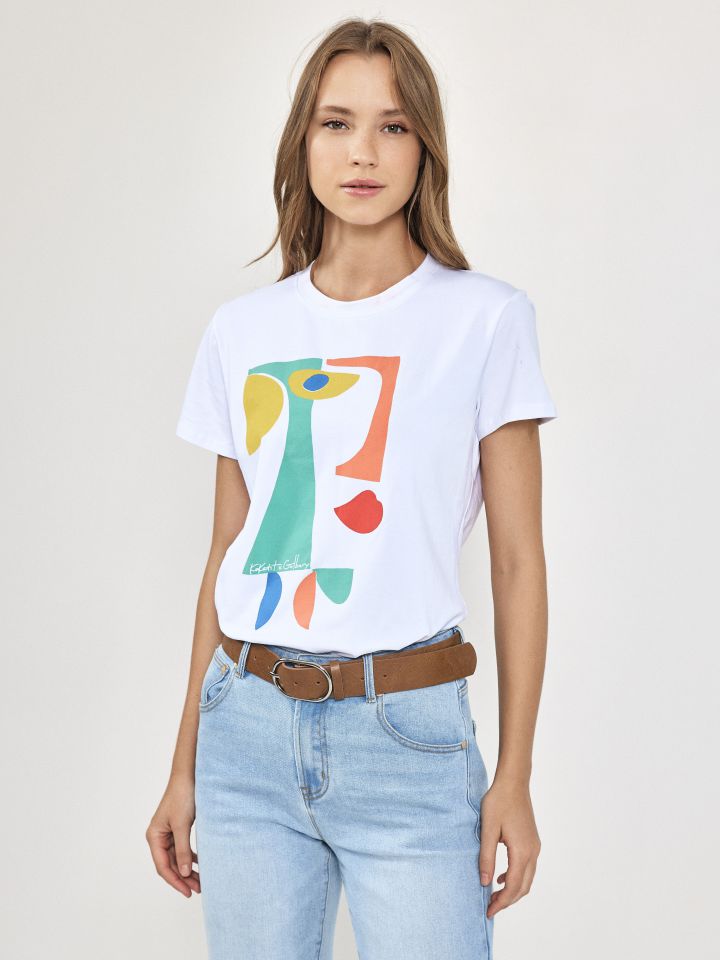 חולצה ניקי KOKETIT SHAPES בצבע לבן