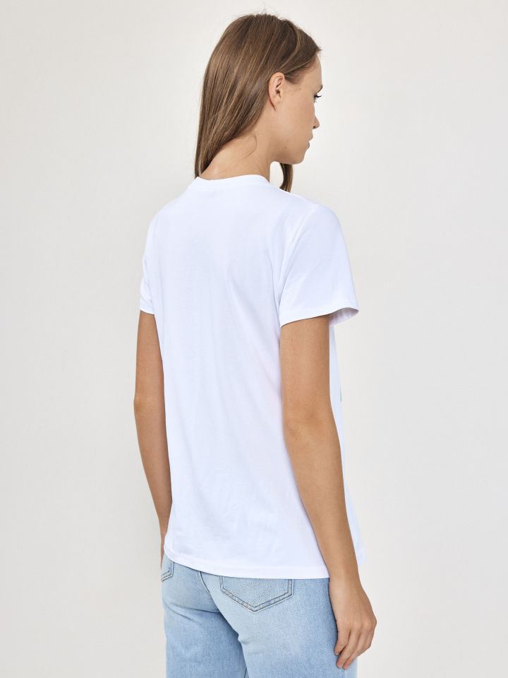 חולצה ניקי KOKETIT SHAPES בצבע לבן