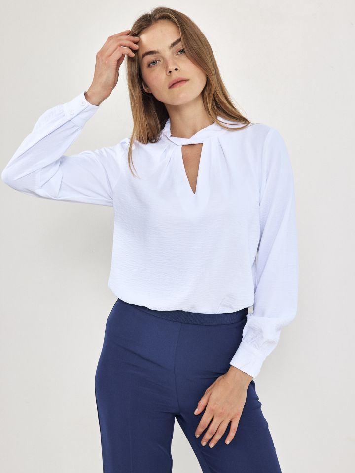 חולצה פתח מסוב PROMO INESSA בצבע לבן