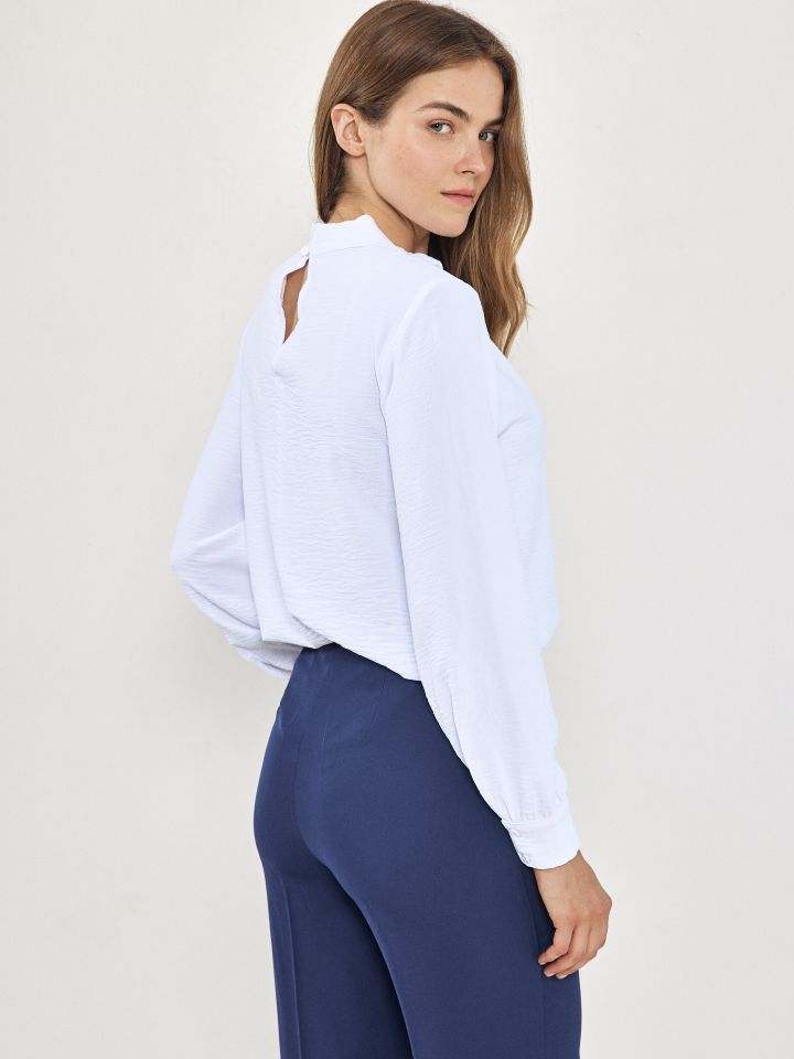 חולצה פתח מסוב PROMO INESSA בצבע לבן