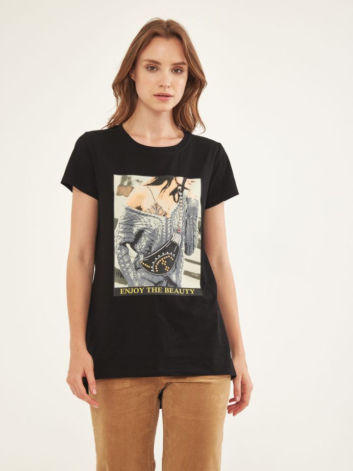 חולצה דפוס סריג בצבע שחור