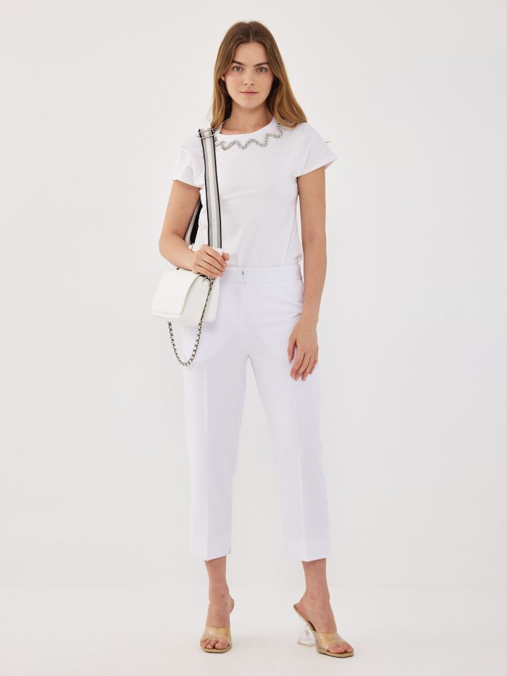 חולצה גלים יהלומים בצבע לבן