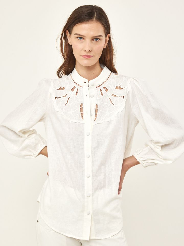 חולצה פישתן שילוב קרושה בצבע אופוויט