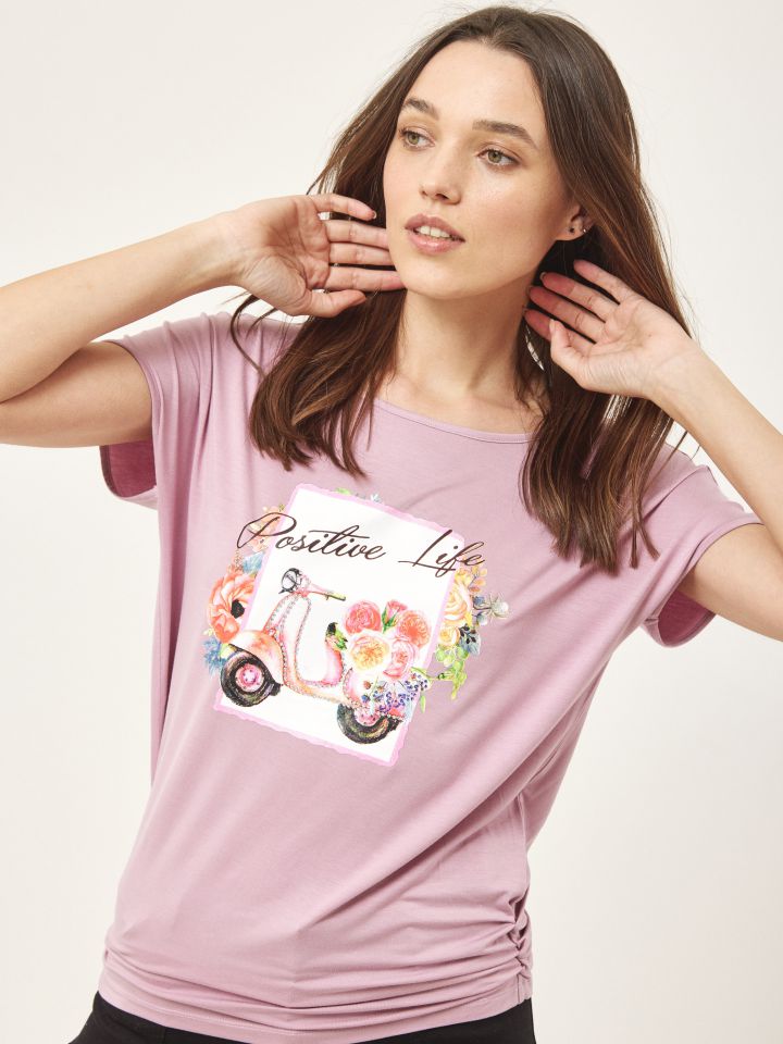 חולצה דפוס פרחים PROMO בצבע לילך