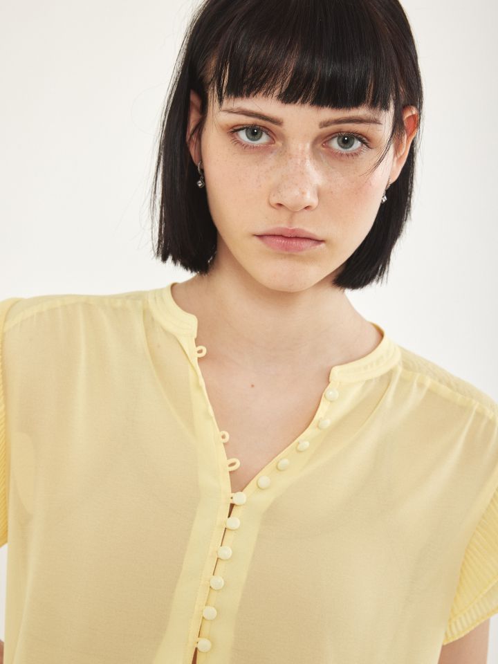 חולצה שרוול פליסה חלק PROMO בצבע צהוב