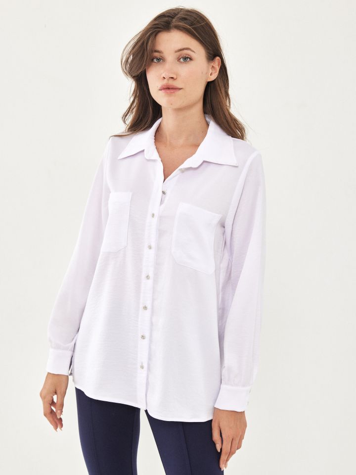 חולצה מכופתרת כפתורי יהלומים בצבע לבן