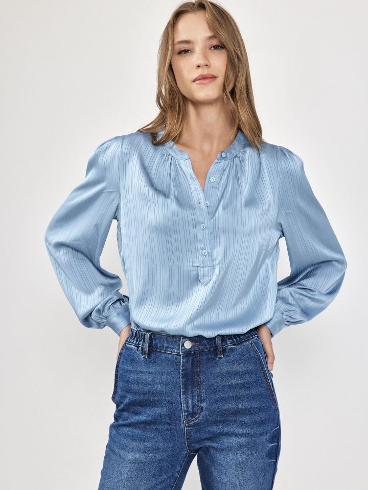 חולצה שינה פסים בצבע תכלת