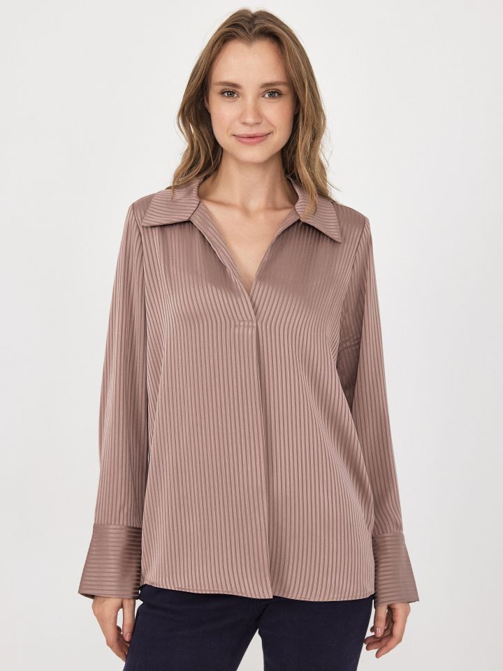 חולצה צוארון פסים בצבע חום