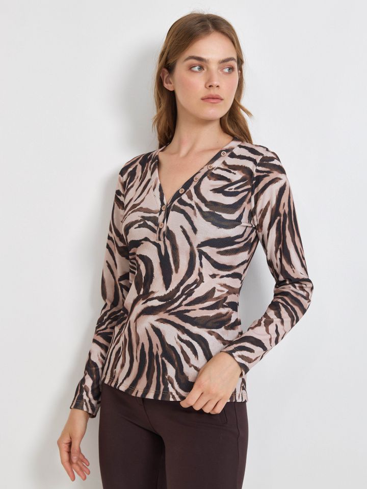 חולצה ריב מנומר בצבע מנומר/זברה