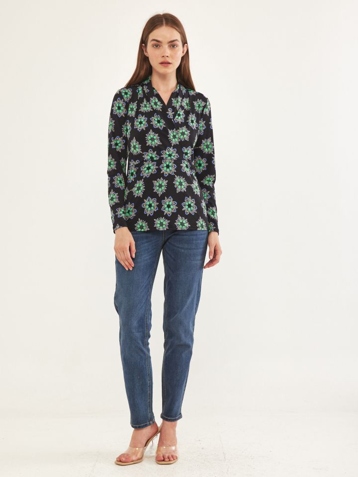 חולצה מעטפה דפוס PROMO בצבע שחור