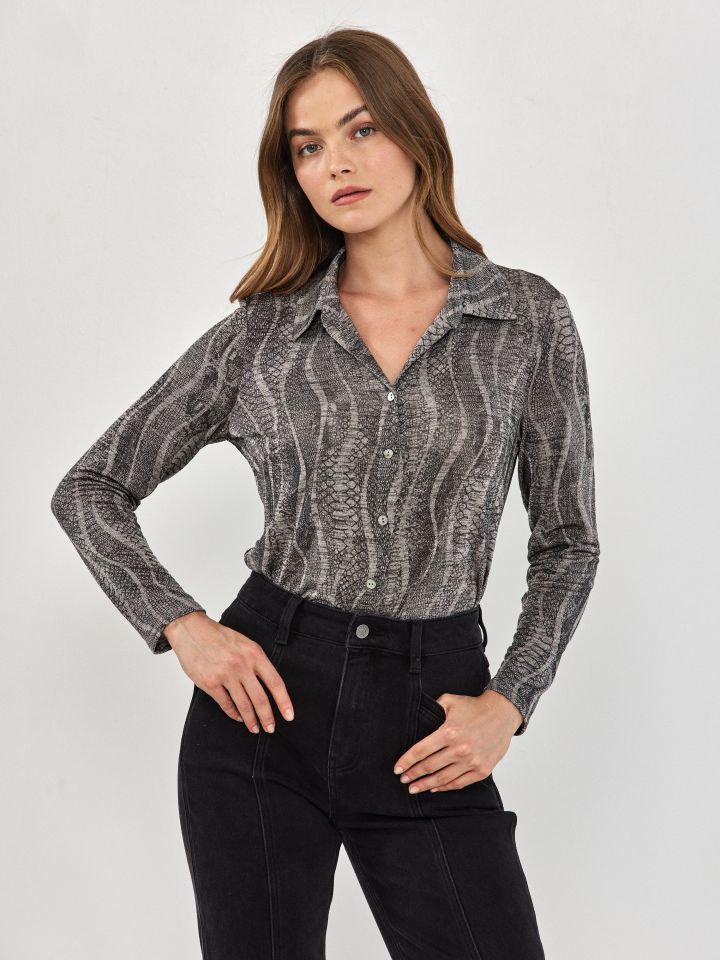 חולצה דפוס מכופתרת בצבע חום מלנג’