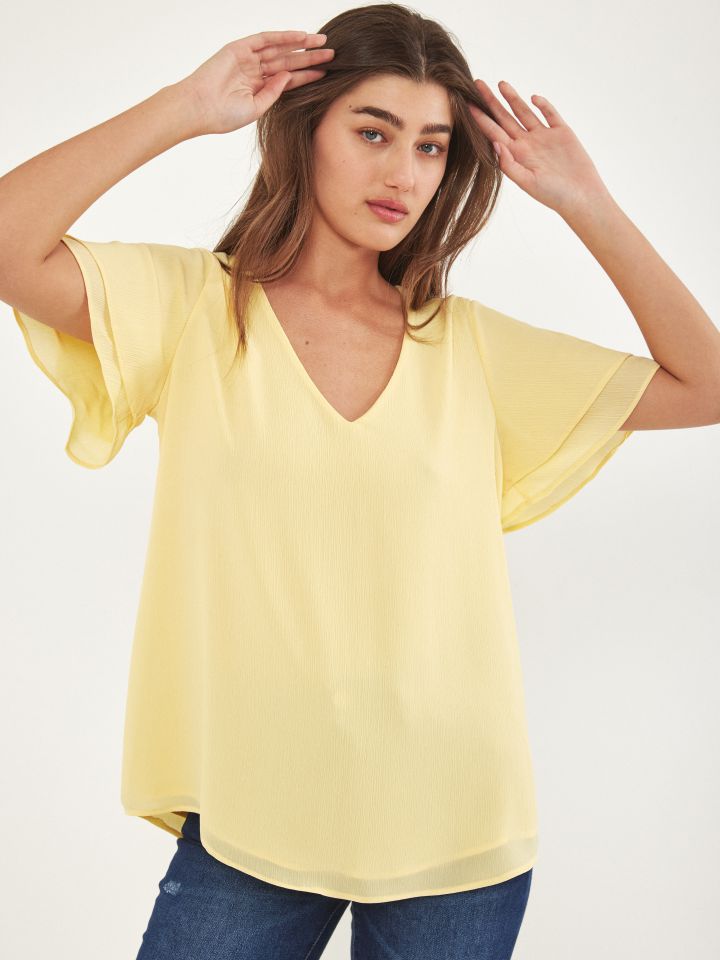 חולצה  V PROMO בצבע צהוב