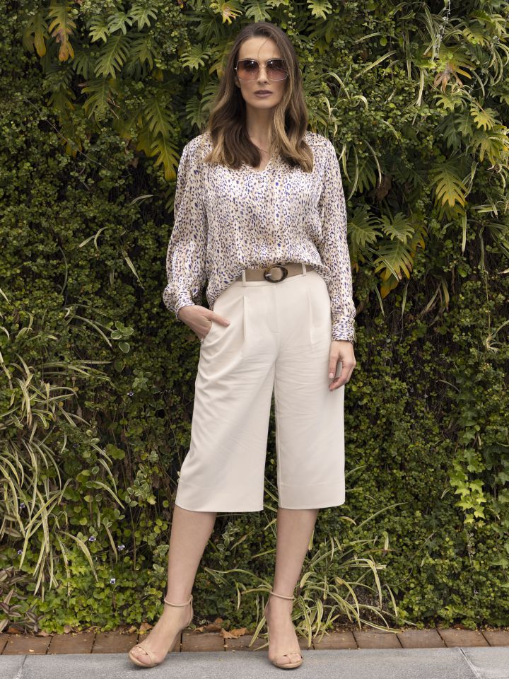 חולצה שינה דפוס בצבע בייז’