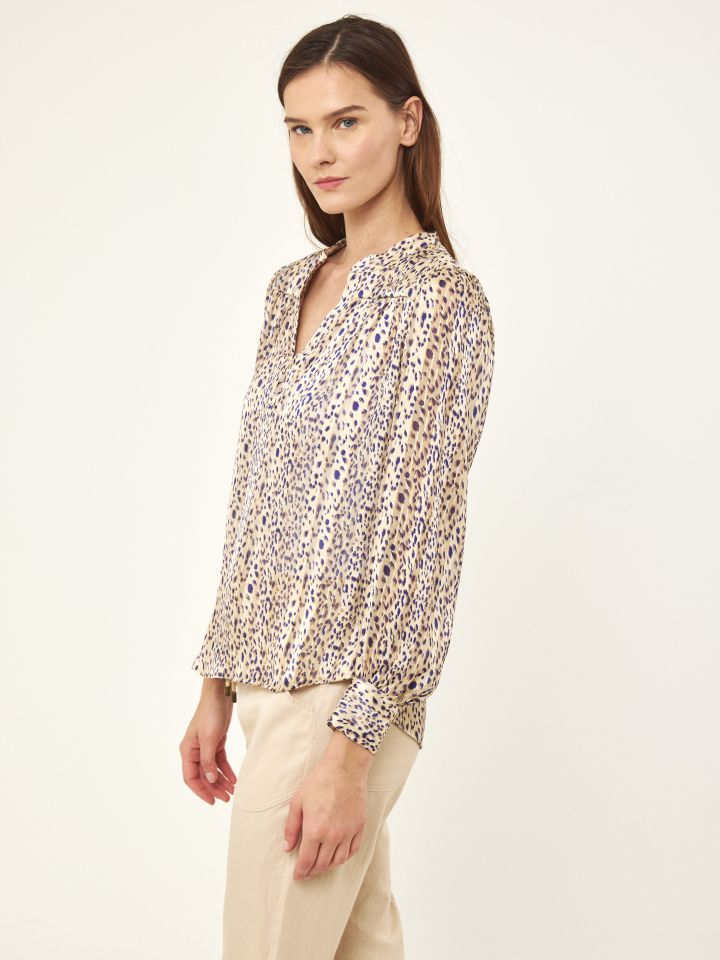 חולצה שינה דפוס בצבע בייז’