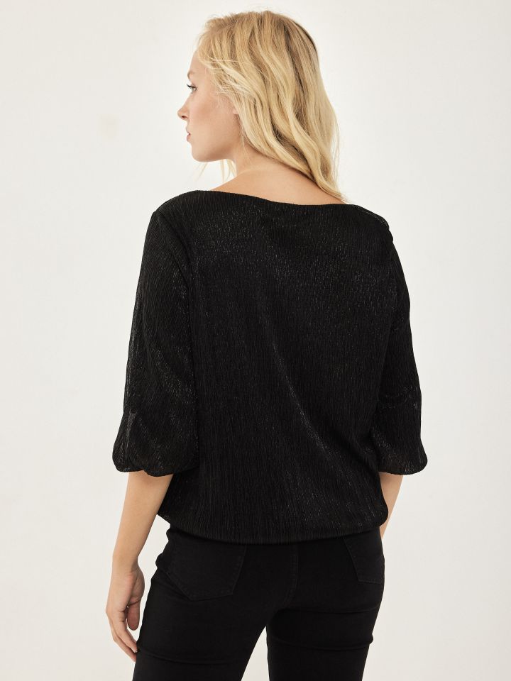 חולצה לורקס בלון פייטים בצבע שחור