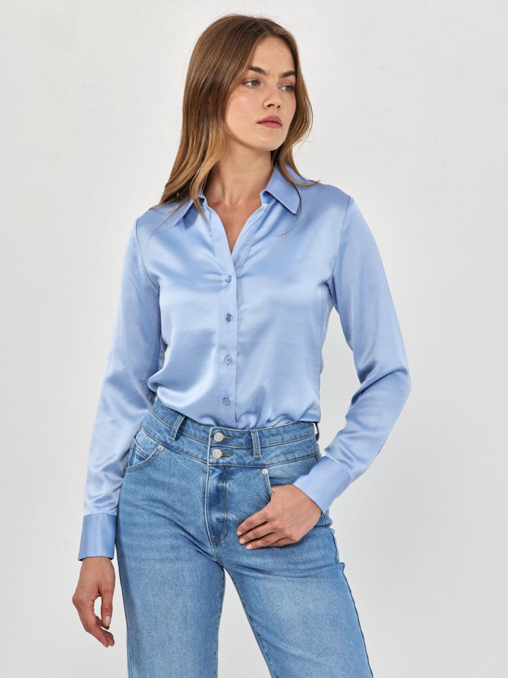 חולצה סטן מכופתרת PROMO בצבע תכלת אורלי