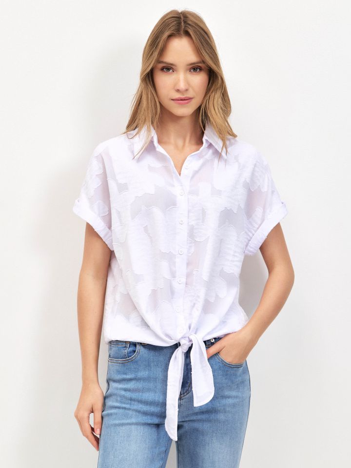 חולצה מכופתרת קשירה גקארט בצבע לבן