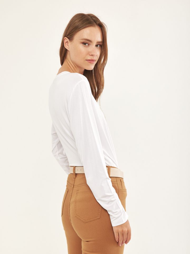 חולצה  PROMO COOL בצבע לבן