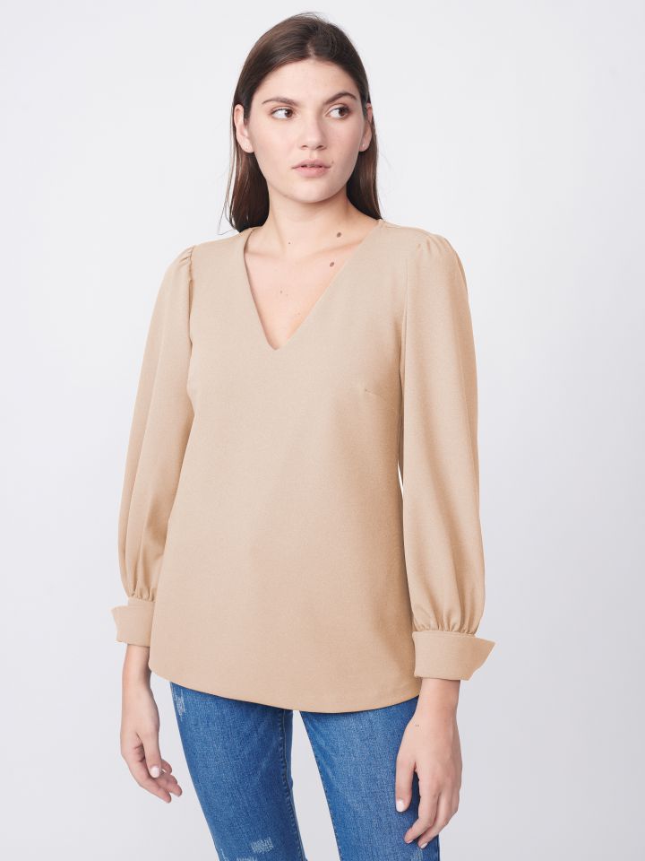 חולצה V סקובה  PROMO ARIN בצבע בייז’