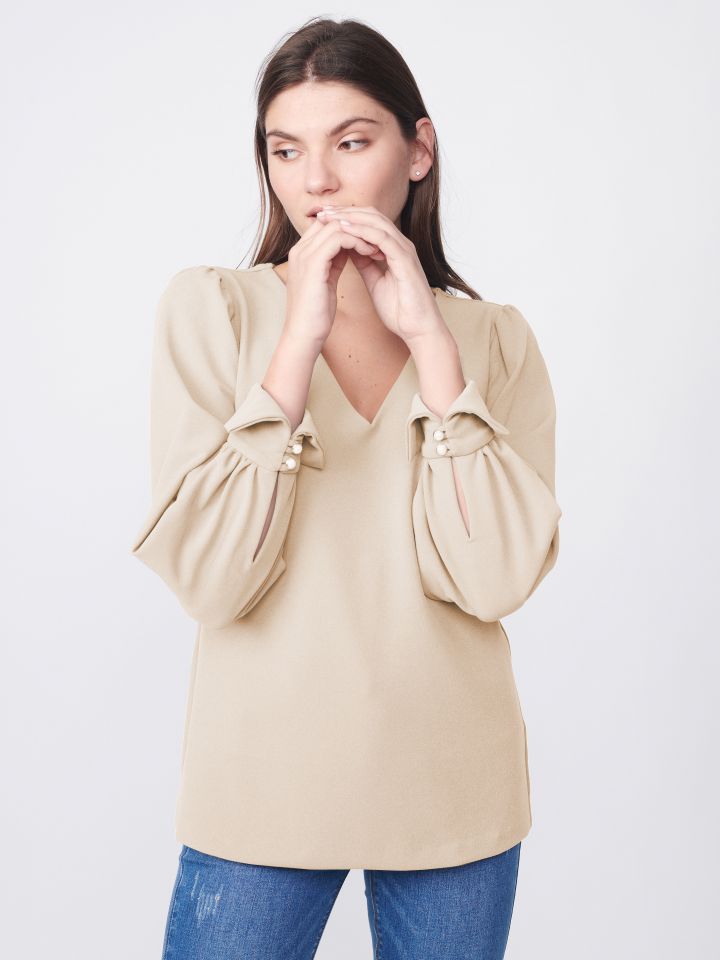 חולצה V סקובה  PROMO ARIN בצבע בייז’