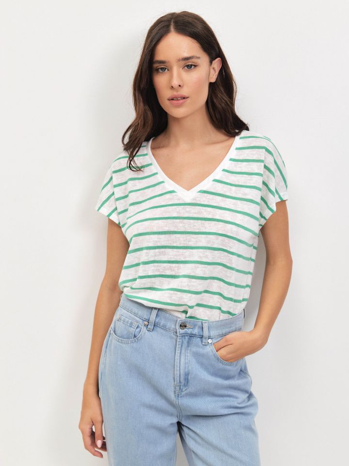 חולצה V פסים  PROMO בצבע ירוק