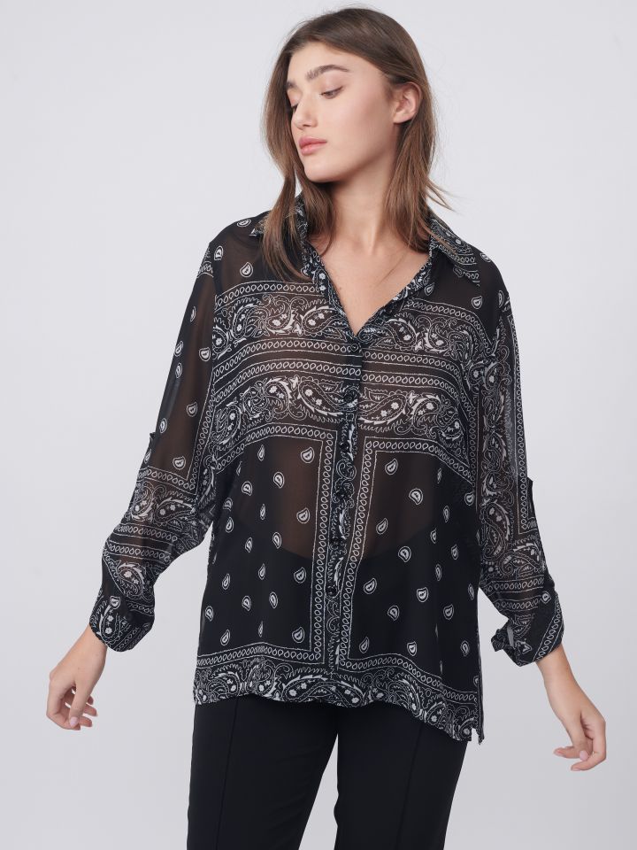 חולצה פצ’ים בצבע שחור