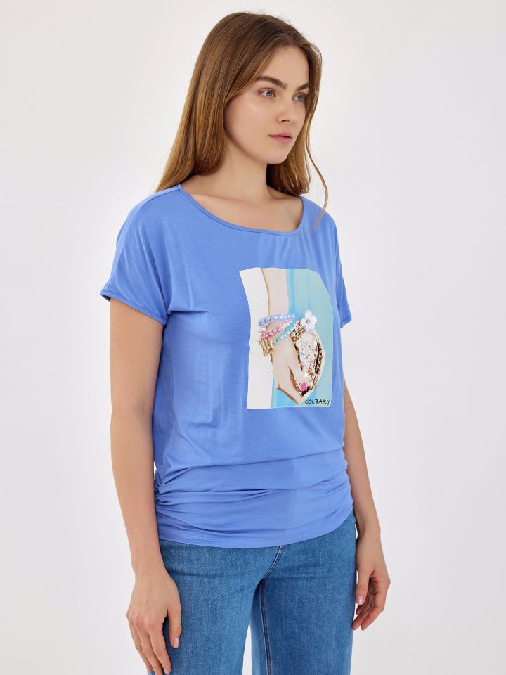 חולצה דפוס ארנק יהלומים PROMO בצבע כחול סקאי