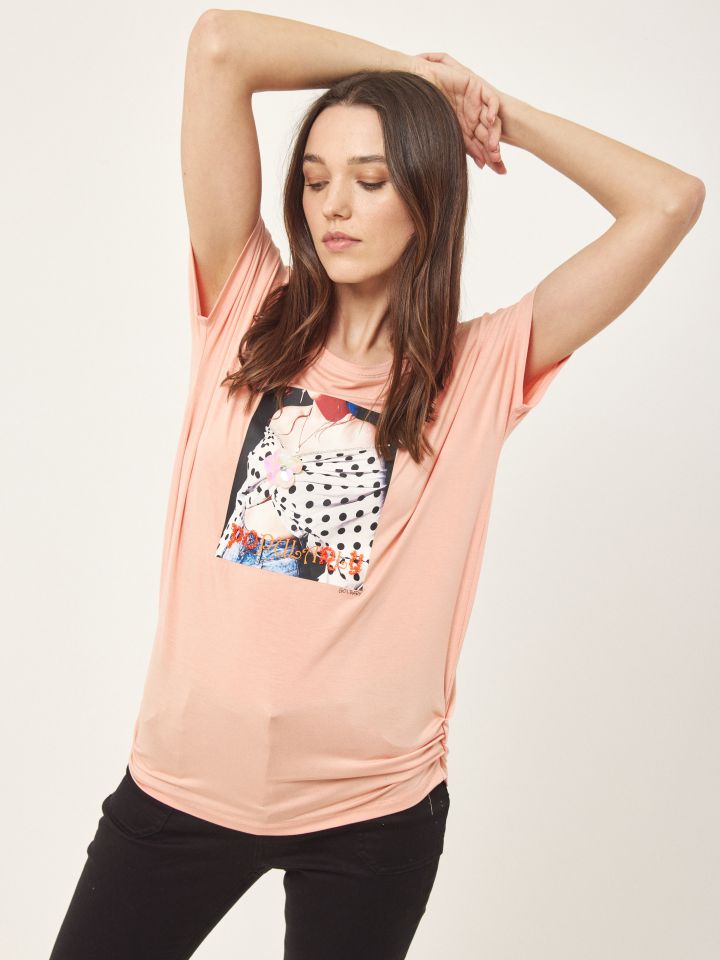 חולצה דפוס שילוב יהלומים PROMO בצבע אפרסק