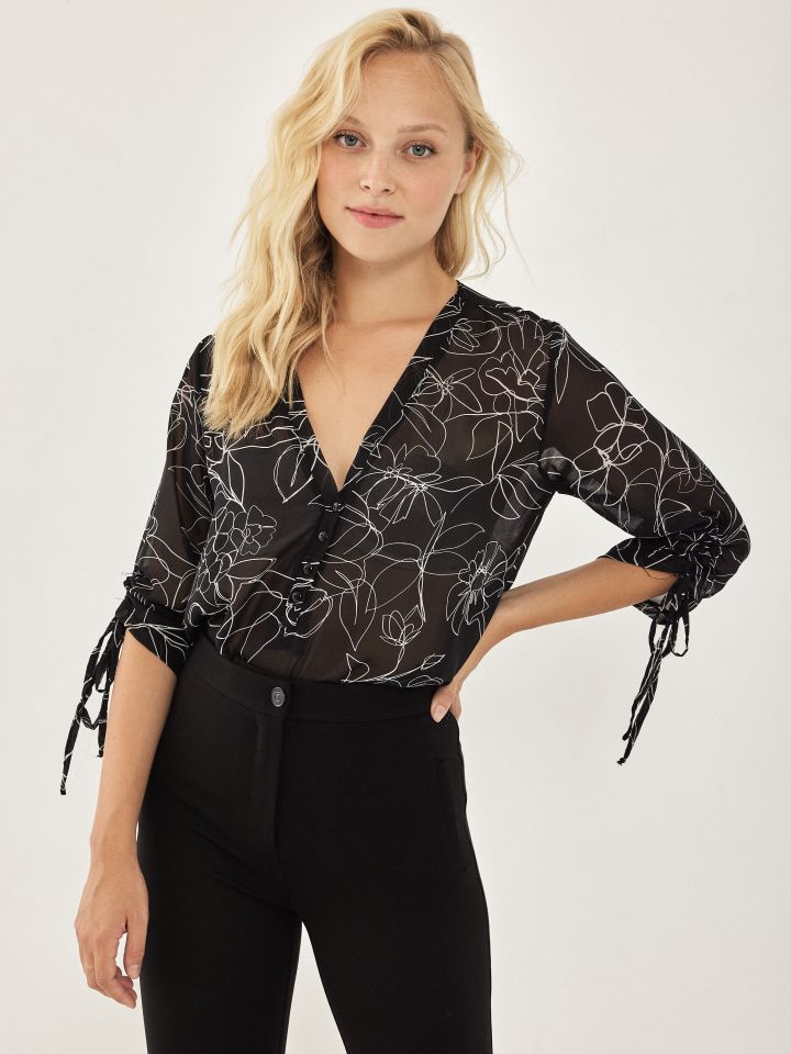 חולצה דפוס שינה כיווץ בשרוול בצבע שחור