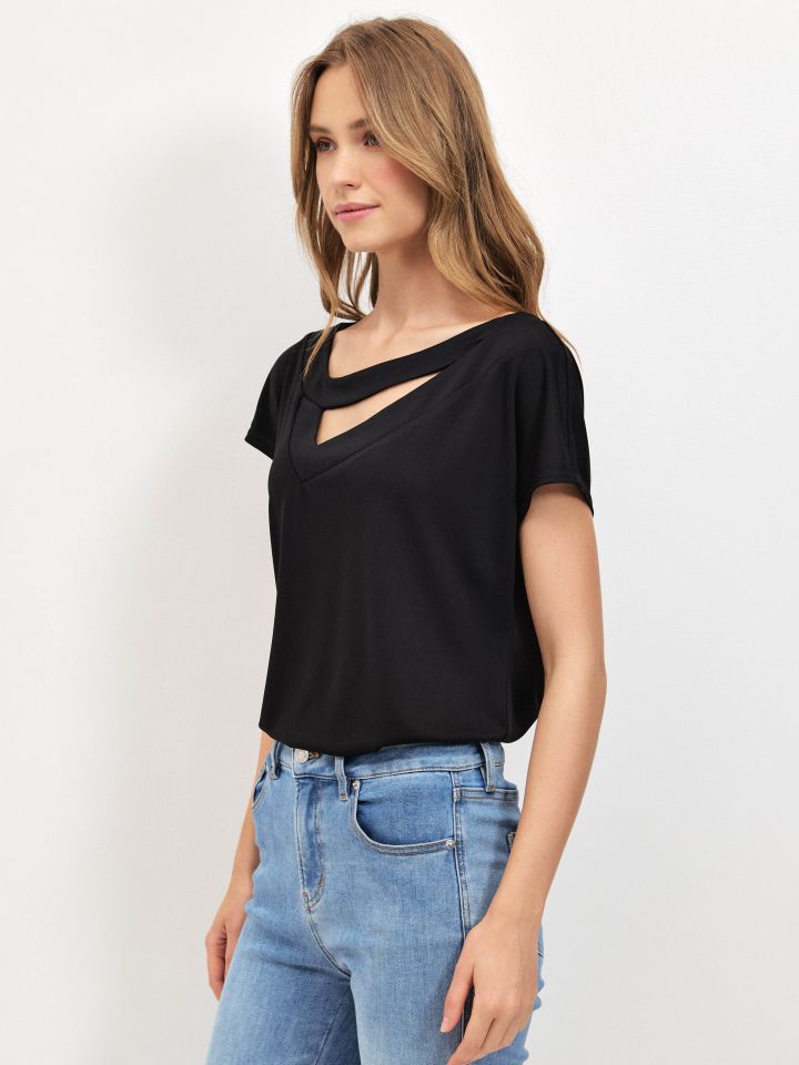 חולצה אמזון פתח PROMO בצבע שחור