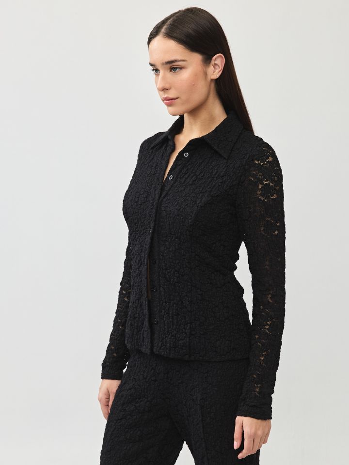 חולצה תחרה שרוול ארוך בצבע שחור