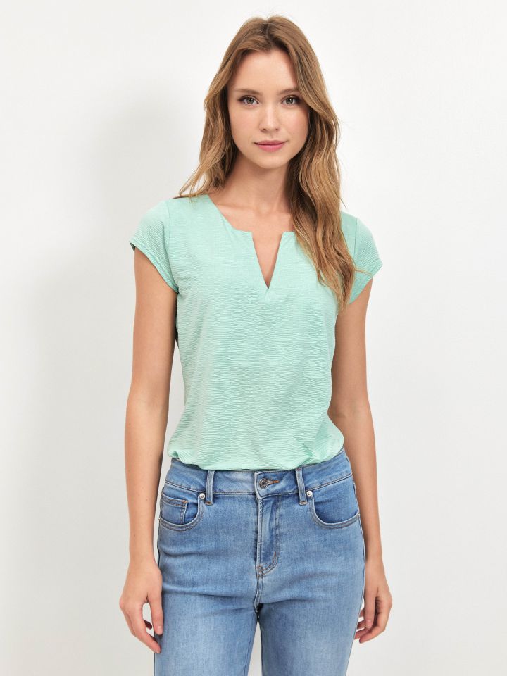 חולצה V מקומט PROMO בצבע ירוק