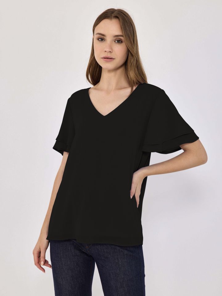 חולצה V  PROMO בצבע שחור