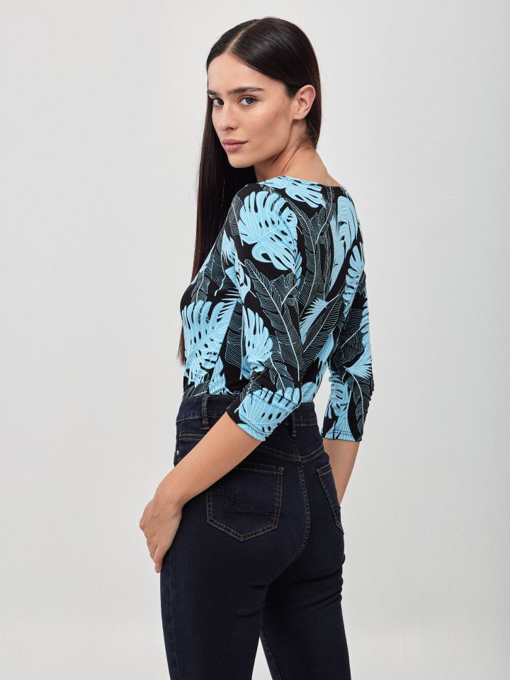 חולצה דפוס שרוול 3/4 PROMO בצבע טורקיז