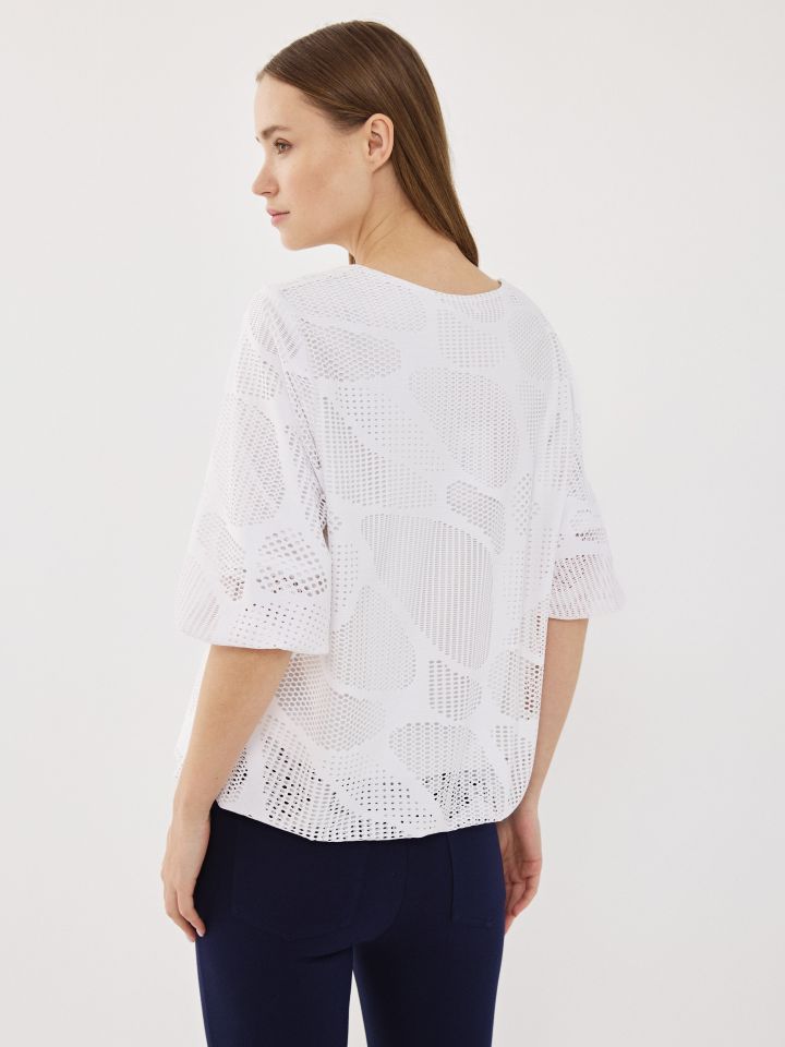 חולצה רשת בצבע לבן