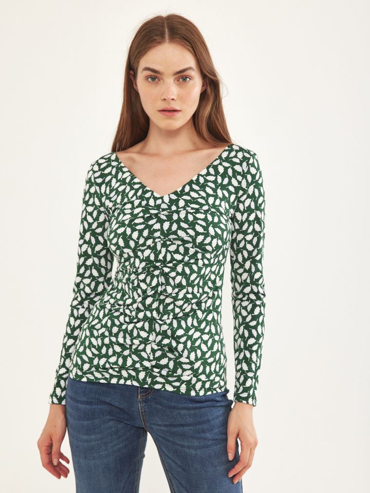 חולצה כיווצים דפוס  PROMO בצבע ירוק בהיר