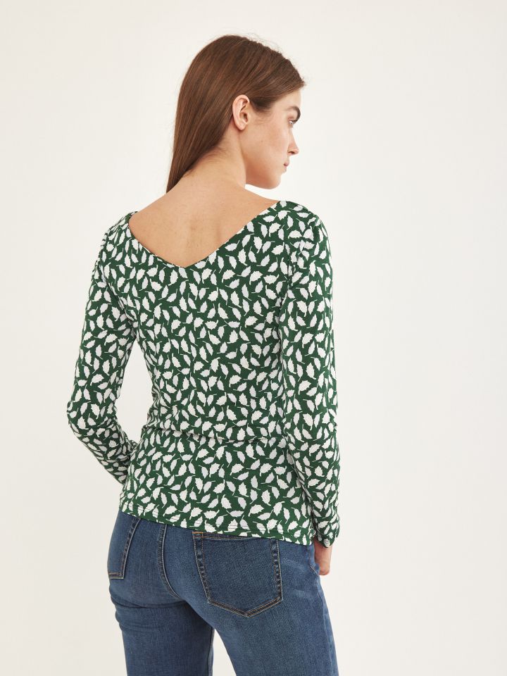 חולצה כיווצים דפוס  PROMO בצבע ירוק בהיר