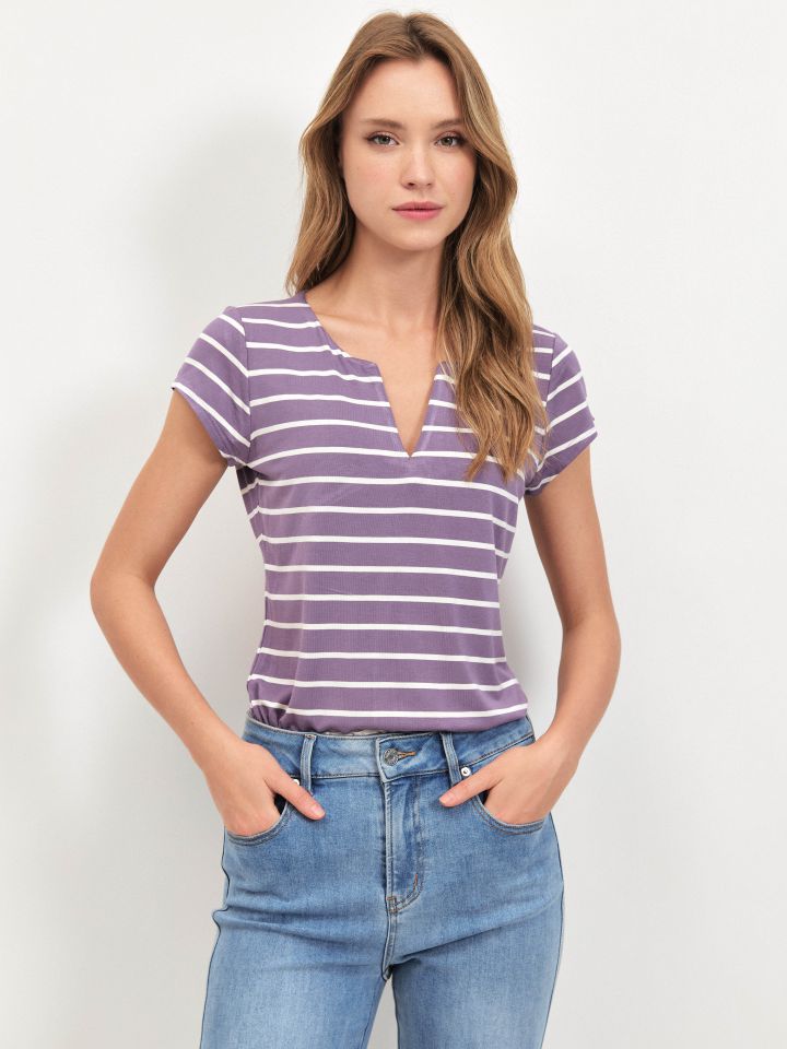 חולצה פסים פתח PROMO V בצבע סגול