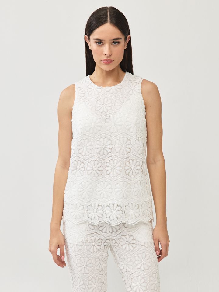 חולצה קרושה בצבע אופוויט