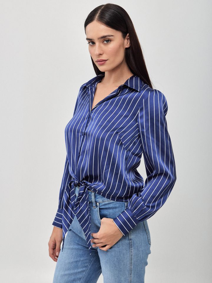 חולצה סטן פסים קשירה בצבע נייבי